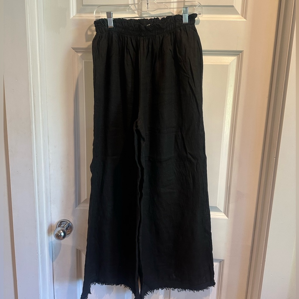 Black Ankle-Length Women's Pants